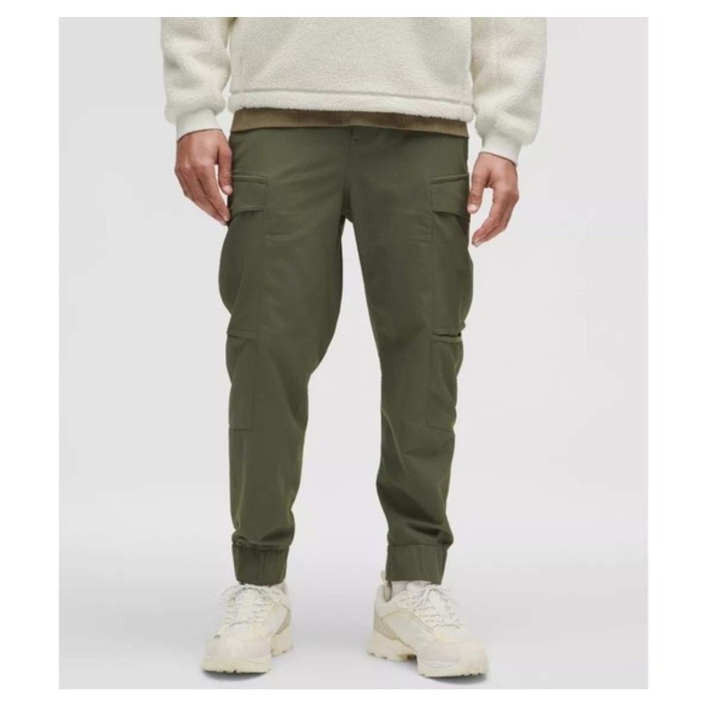 Lululemon Lab Cargo Joggers Mens 32 Olive Green Excellent LM5ASKS.O Techwear